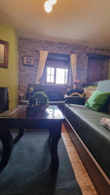 Casa Rural Maria De Isidro Caboalles de Arriba Eksteriør bilde